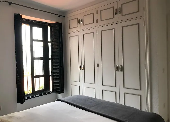 Olivos Jerez Apartment